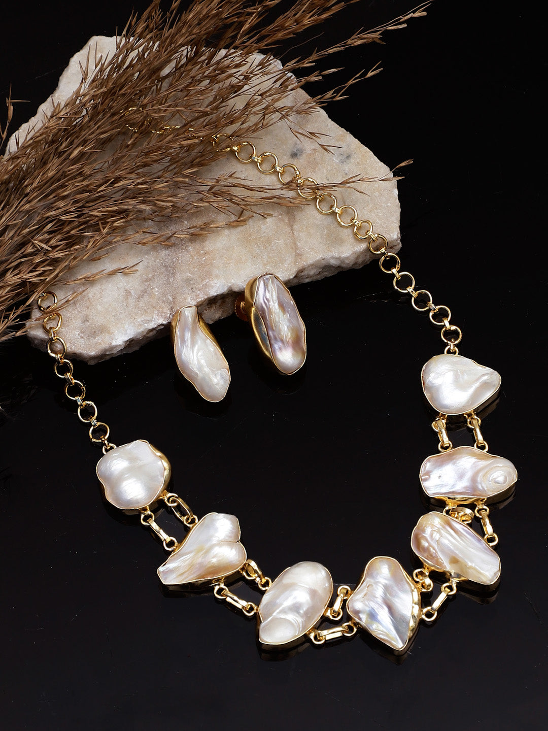 Baroque Pearl Choker