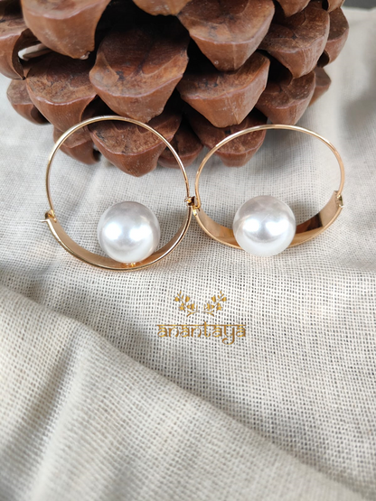 Grace Pearl Hoops