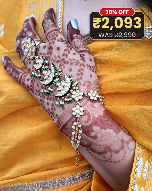 Chandrika Haathphool